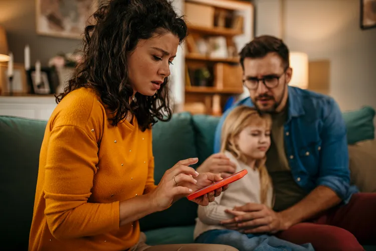Reverse Phone Lookup: A Must-Have Tool for Parents